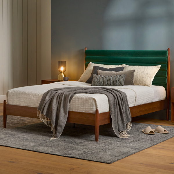 Lenia Queen Bed